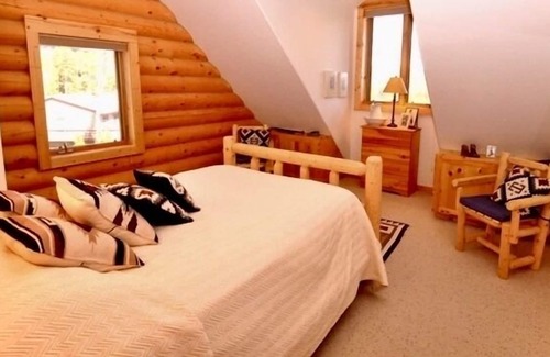 Grand Country Estates Cabina | Cozy mountain retreat near Winter Park Ski Resort and much more!