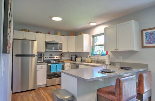 Carbondale Casa | Cozy Mountain Townhome .5 Mi to Downtown, 40 Min to Skiing!
