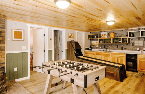 Bessemer Casa | Cozy Mountain View Condo at Powderhorn Mountain