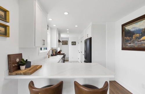 Grantsdale Cabaña | Cozy Moutain Cottage