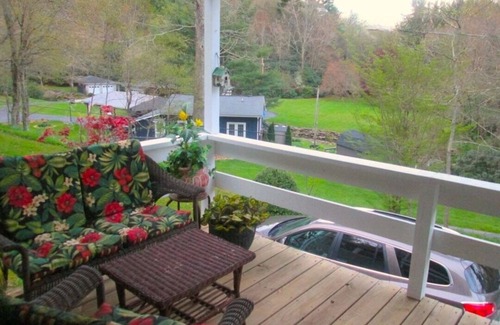 Newland Casa | Cozy Mtn. Home in Newland