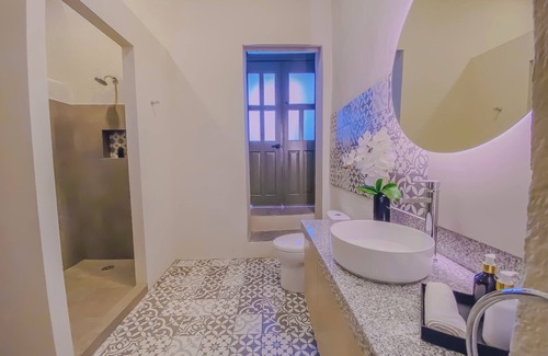 Puebla Apartamento | Cozy 1-bedroom suite in amazing Puebla with King size bed, WiFi and bathtub