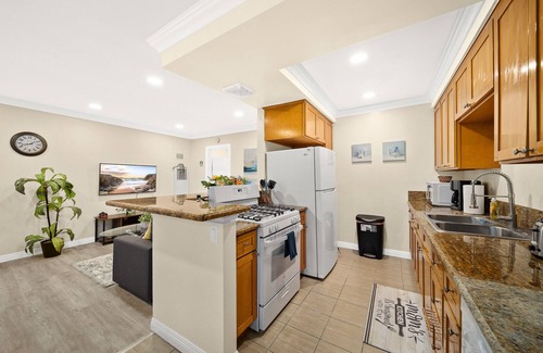 Alhambra Apartamento | Cozy n Serene 12mins to Downtown LA