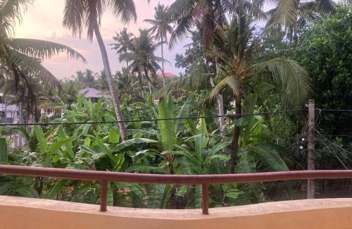 Kazhakuttam Apartamento | Cozy n spacious air conditioned furnished 3BHK