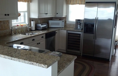 Tom Nevers Casa | Cozy Beach Nantucket Cottage frente Bellamente decorado y amueblado