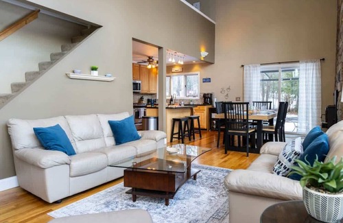 Naples Casa | Cozy Naples Escape - Nestled in Lakes & Mountains