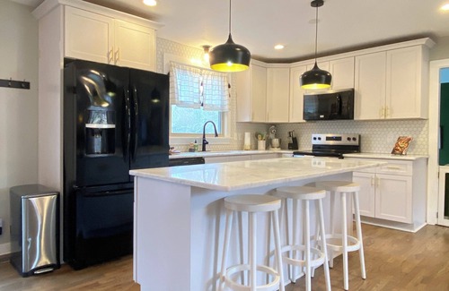 Nashville Casa | Cozy Nashville Home 3BR - Stylish Vibes & Dog Yard