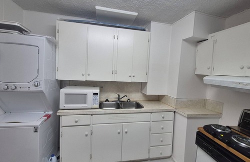 Terrace Cama Y Desayuno | Cozy & Neat 1BR Suite– 5min Walk to Ksyen Reg Hosp | Ideal for Nurses & Visitors