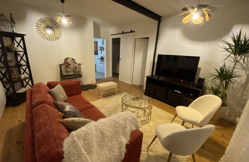 Tinqueux Casa | Cozy nest in champagne with Jaccuzi