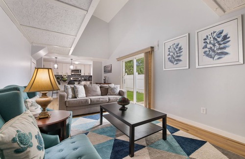 Middletown Casa | Cozy newly remodeled home close to major amenities in Connecticut a