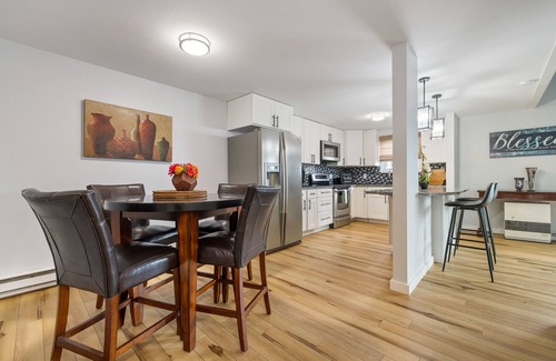 Middletown Casa | Cozy newly remodeled home close to major amenities in Connecticut a