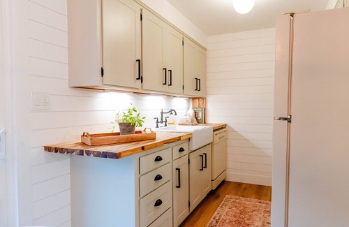 Milwaukie Casa | Cozy Newly Remodeled Duplex