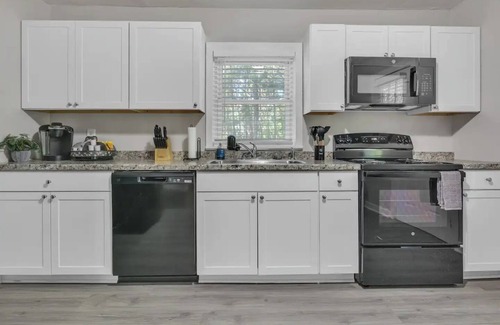 Newnan Casa | Cozy Newnan Retreat
