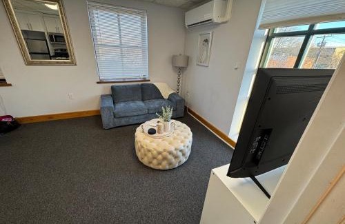 West Babylon Apartamento | Cozy Nook 1 Bedroom 2nd Floor Apt