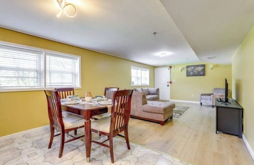 Candler-McAfee Casa | Cozy Nook in Decatur