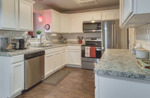 Norman Casa | Cozy Norman Home: 4 Mi to Oklahoma University!