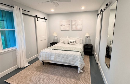 Raleigh Casa | Cozy North Raleigh Guest House - near RDU, DTR, + major Hospitals