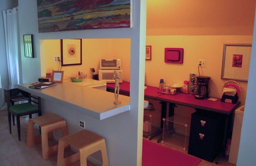 Rogers Park Apartamento | ¡Acogedor 1 dormitorio en Northside, 1 cuadra de Chicago para entrenar a la ciudad! Duerme hasta 6.