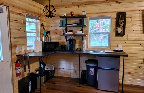 Goodman Cabina | Cozy Northwoods Mini Cabin.....**SAUNA/HOT TUB**ATV/SNOWMOBILE TRAILS**