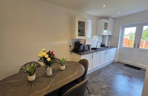 Woodthorpe Casa | Cozy Nottingham Retreat, 4 Beds, 7 Guests