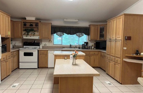 Elm Mott Casa | Cozy! Oak Grove Home - Close to I-35