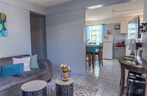 Roseau Apartamento | Cozy Oasis-Near Ferry, Convenient,Affordable