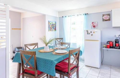 Roseau Apartamento | Cozy Oasis-Near Ferry, Convenient,Affordable