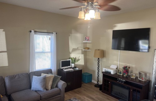 River District Casa | Cozy Oasis On 5th Ave mins. from Downtown Vibrant Nightlife and Dining Scene!