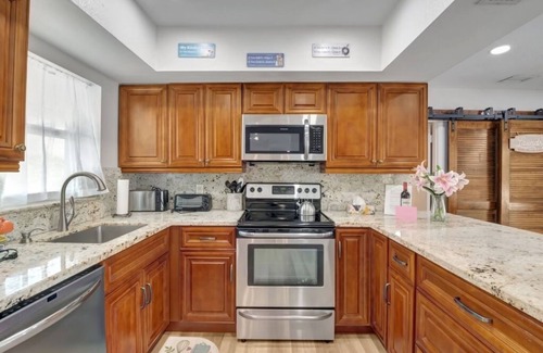 Sandalfoot Cove Casa | Cozy oasis private pool Sunny beach getaway with heated pool