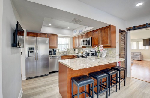 Sandalfoot Cove Casa | Cozy oasis private pool Sunny beach getaway with heated pool