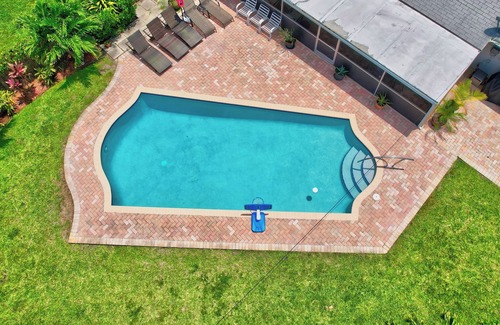 Sandalfoot Cove Casa | Cozy oasis private pool Sunny beach getaway with heated pool
