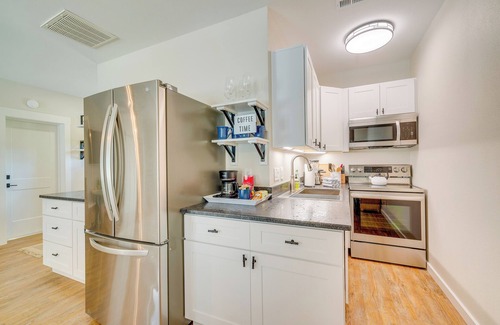 Ocala Casa | Cozy Ocala Retreat w/ Pool, Screened Lanai!