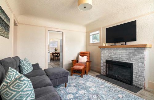 Point Loma Heights Casa | Cozy Ocean Beach Bungalow
