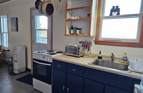 Heckmans Island Cabina | Cozy Ocean Front Cottage