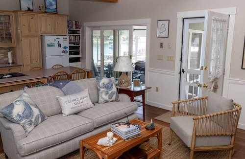 Five Islands Cabaña | Cozy Ocean Side Cottage with screened in Sun room! 5 minutes from Private beach