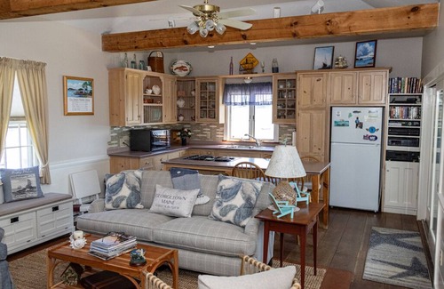 Five Islands Cabaña | Cozy Ocean Side Cottage with screened in Sun room! 5 minutes from Private beach