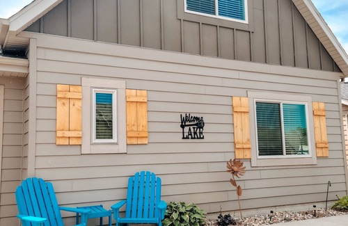 Arnolds Park Cabina | Cozy Okoboji Cabin at Bridges Bay