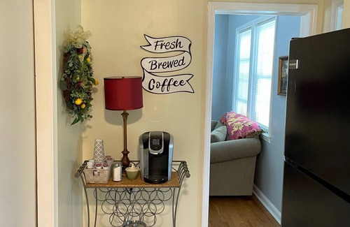 Kingsport Casa | Cozy on Carolina