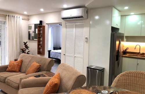 Barbican Apartamento | Cozy one bedroom apartment with swimming pool in Upper Kingston (Liguanea)