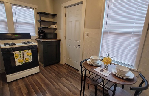 Rock Island Casa | Cozy one bedroom close to downtown IA and IL with no cleaning fee!