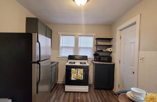 Rock Island Casa | Cozy one bedroom close to downtown IA and IL with no cleaning fee!