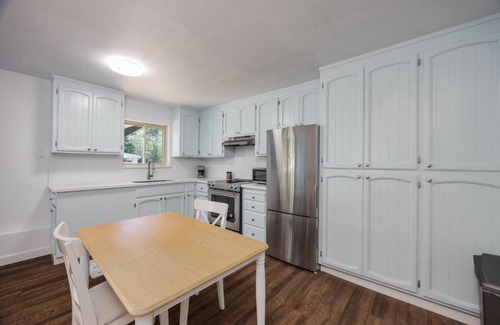 El Granada Apartamento | Cozy One-Bedroom Coastal Retreat - Walk to Beach
