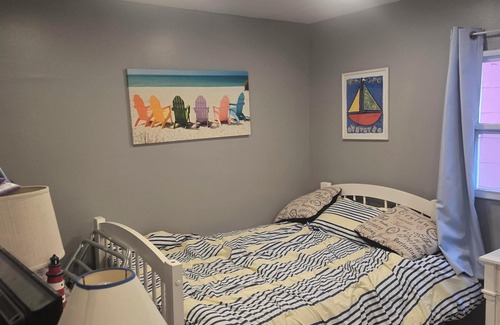 Wildwood Hotel | COZY ONE BEDROOM CONDO WITH POOL! BEACH, RESTAURANTS, BOARDS. NO CLEANING FEE