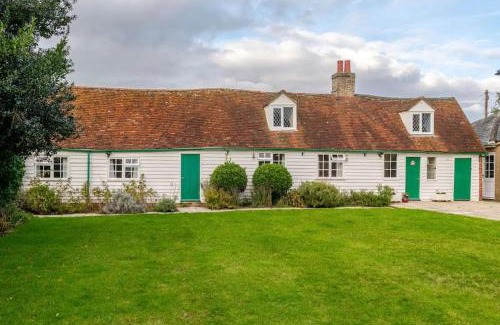 Great Tey Casa | Cozy One-Bedroom Cottage in Great Tey