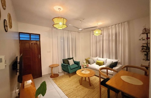 Mombasa Apartamento | Cozy one bedroomed Apartments 5 minutes to the beach -Herqiro Residence