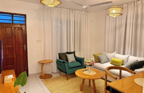 Mombasa Apartamento | Cozy one bedroomed Apartments 5 minutes to the beach -Herqiro Residence