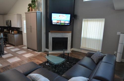Lewisville Casa | Cozy open Home away from home