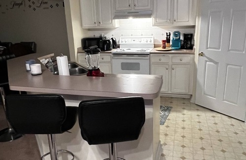 Austell Apartamento | Cozy pace to call home ,short and long stays welcome. Long stays are discounted