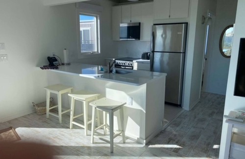 Napeague Apartamento | Cozy Pad 2BR Beachside Home | TennisPoolFreePKG