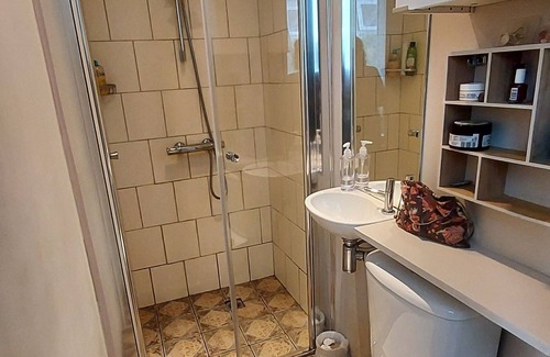 Valkenboskwartier Apartamento | Cozy parterre in The Hague, close to beach & center, good public transportation